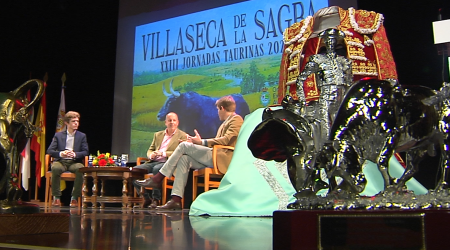 El mundo del toro se cita en Villaseca de La Sagra